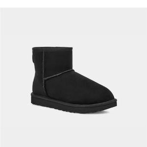 UGG Classic Mini II Boot